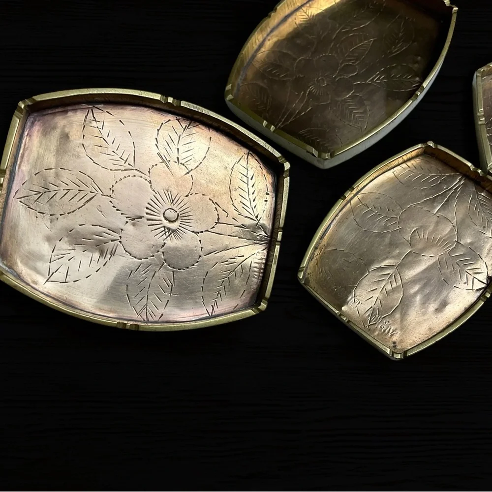 🌺4 Vintage Mini Brass Nesting Trays - Picture 5 of 8
